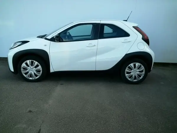 AYGO X AYGO X
